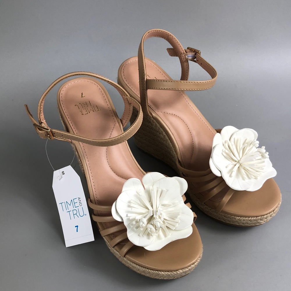 TIME AND TRU Tan Wedge Sandals with White Floral Accent Size 7